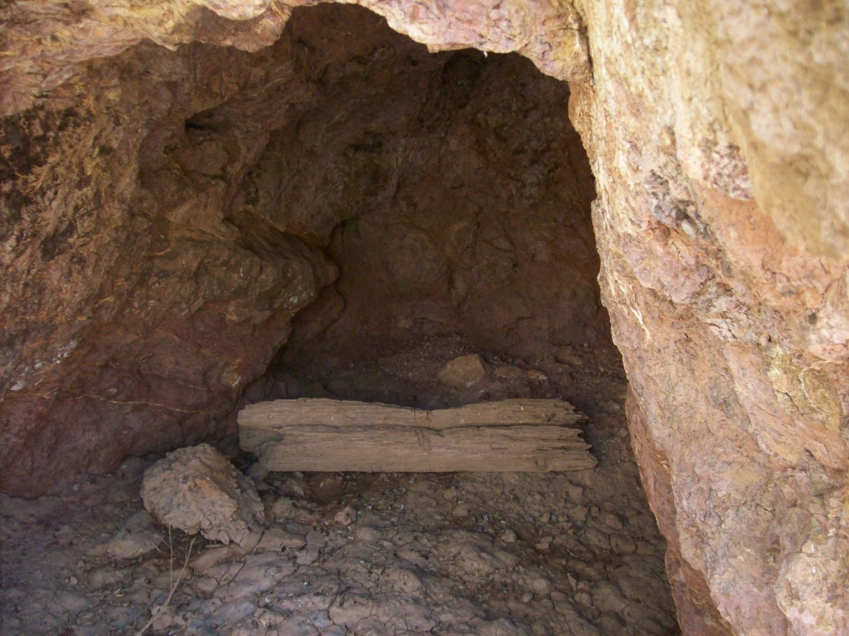 Another abandoned gold mine. This one has one piece of old shoring left behind.