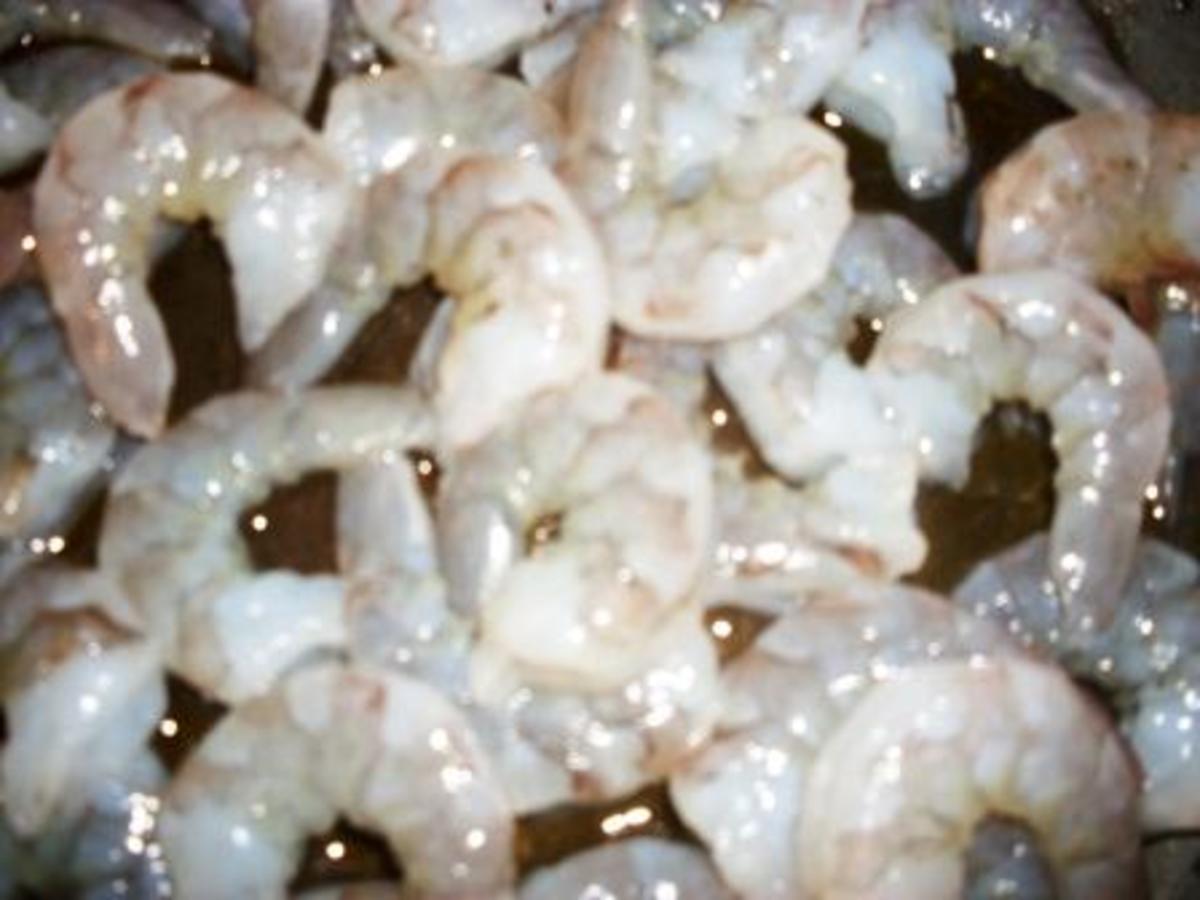 begin with peeling raw peel on shrimp