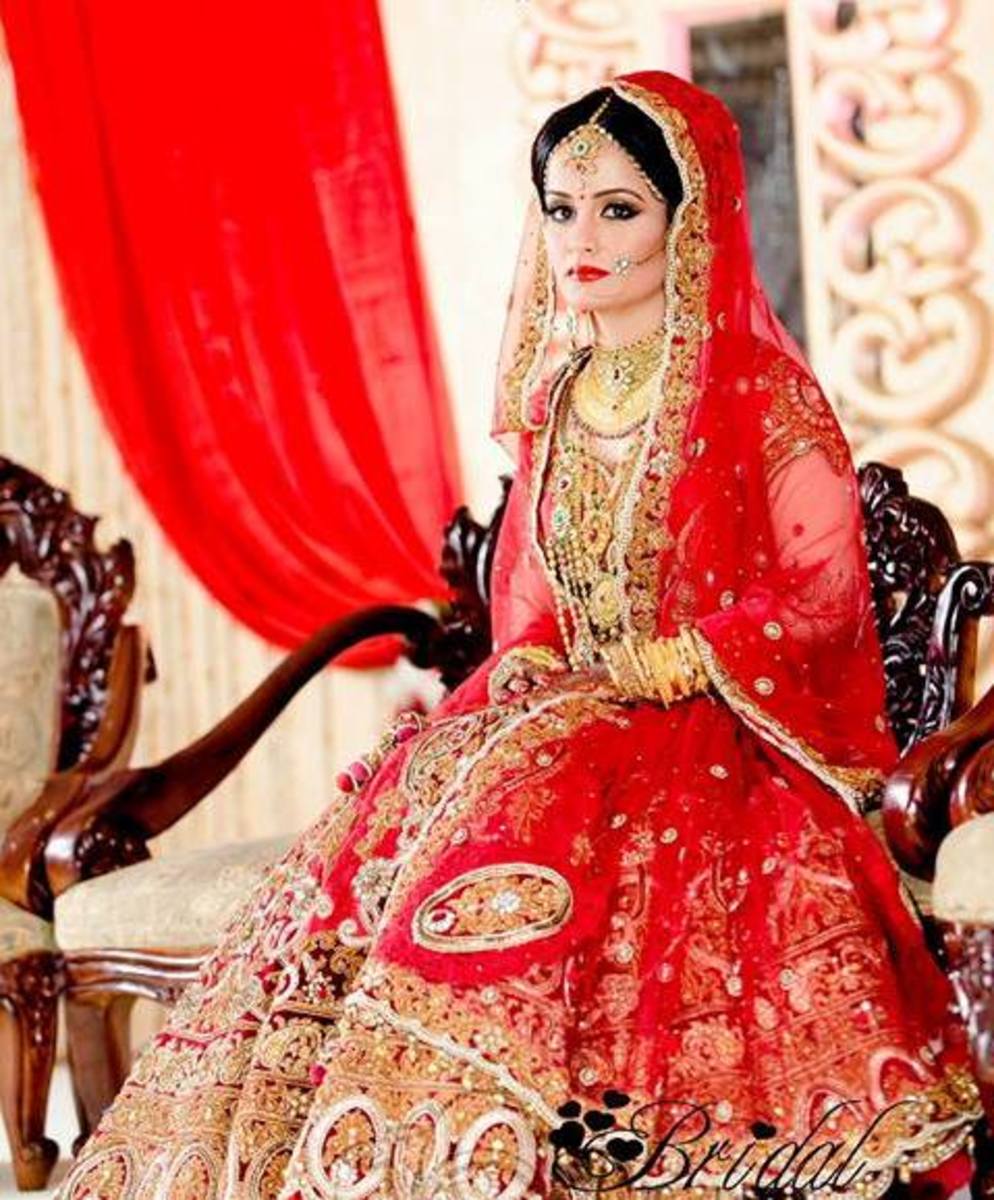 Gorgeous Bangladeshi, Indian and Pakistani Bridal Lehenga | Latest bridal  lehenga, Indian bridal lehenga, Pakistani bridal lehenga