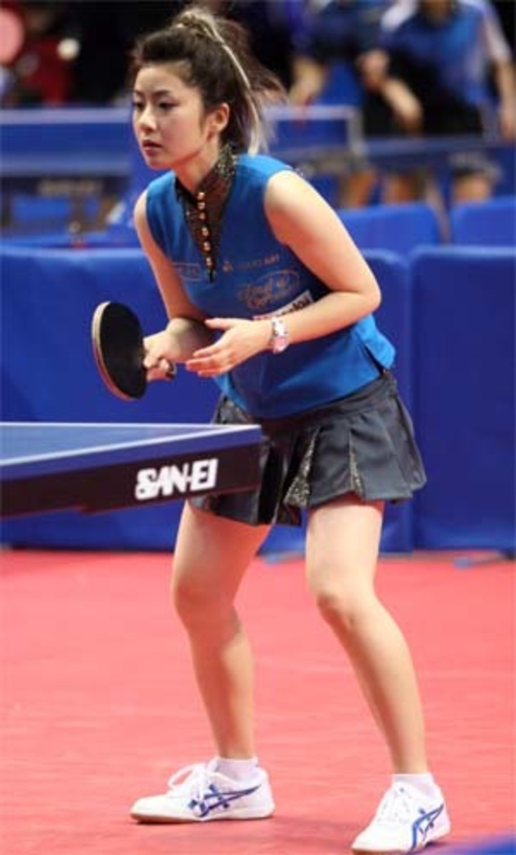 beautiful-hot-ping-pong-girls-rock-the-table-tennis-world