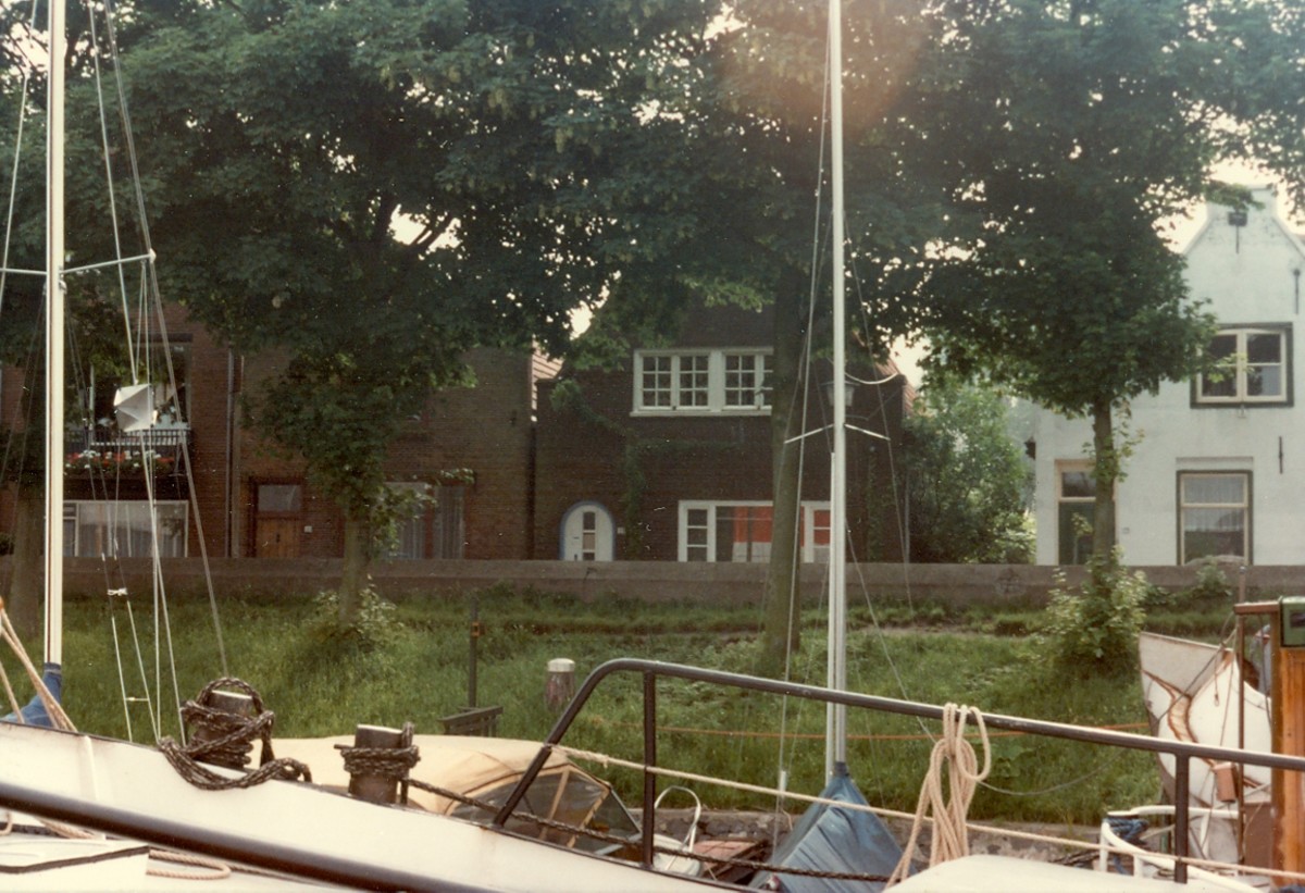 Houses along the waterway