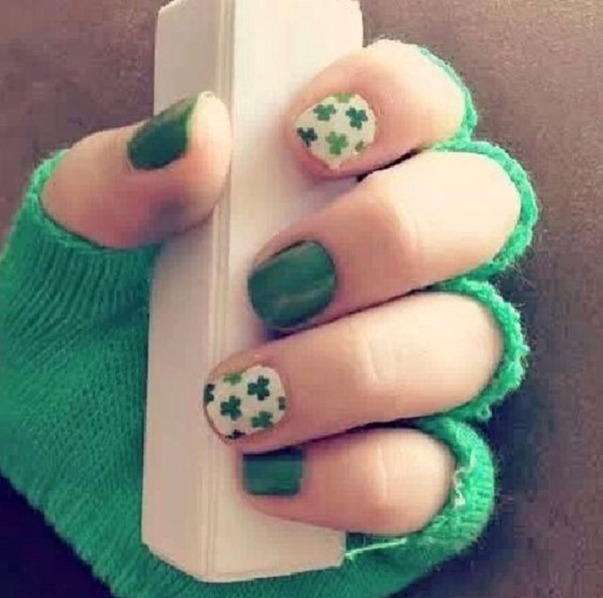 st-patricks-day-nails