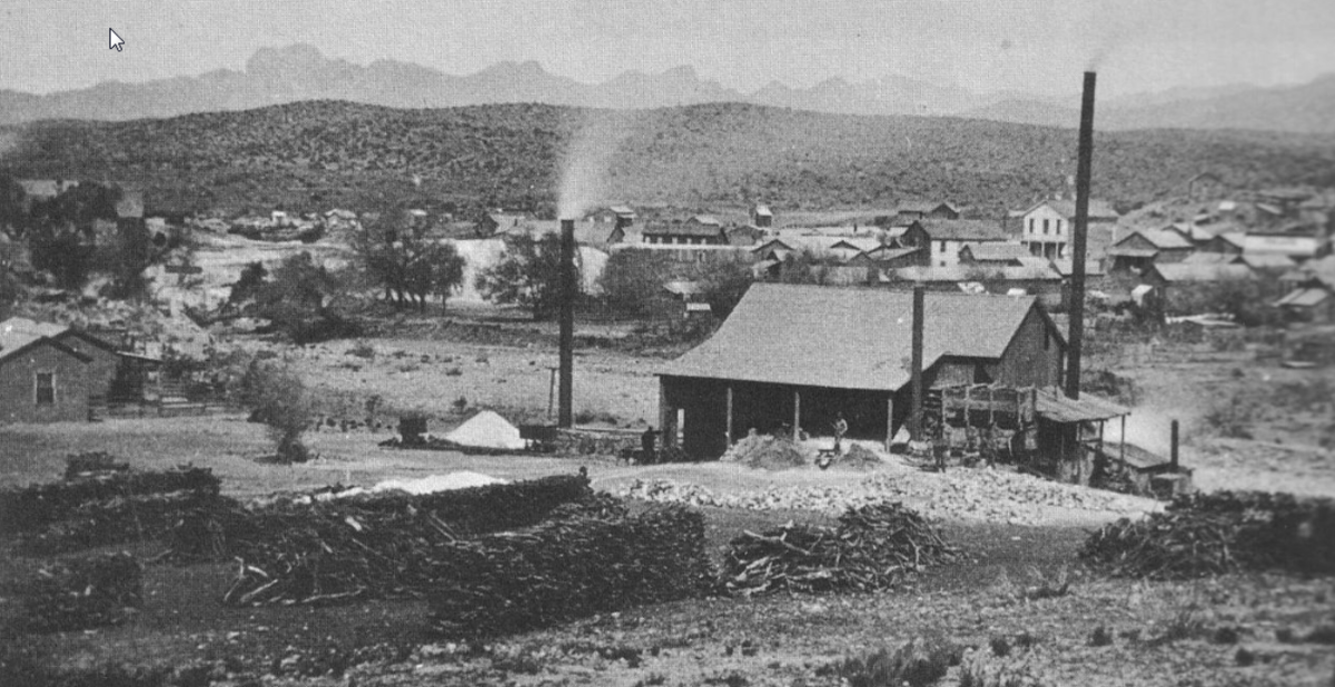 The town of Pinal was started in 1880 - ore wagons drove south to the town where there was a mill along Arnett Creek.