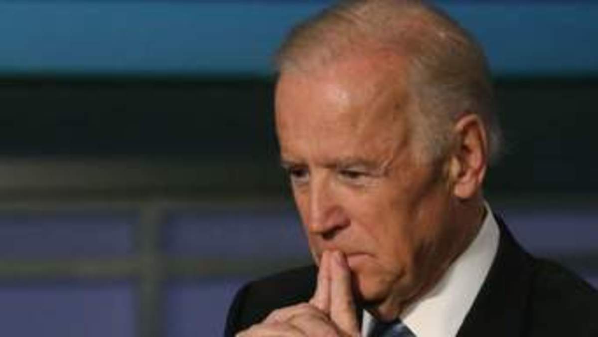 Joe Biden for me seems a bit to quiet to rule over those Americans that usually are aggressive, but then who knows, with the right policies he can be okay. We all need to wait and see, what happens at the elections. Let the American people choose. 