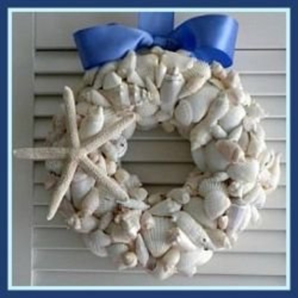 White Seashell Coastal Christmas Décor