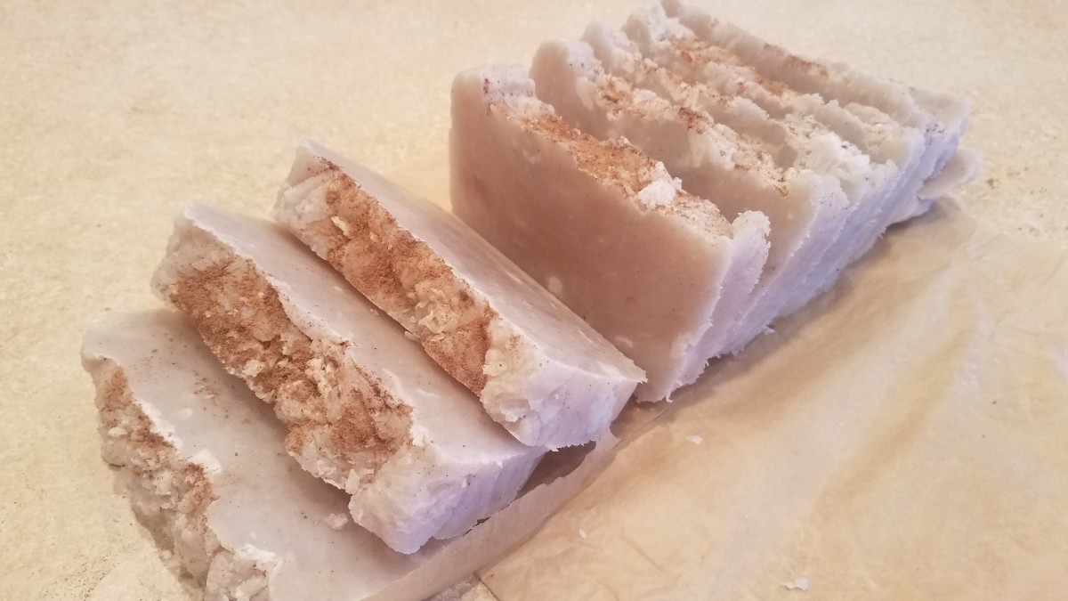 How to Make Homemade Pumpkin Spice Soap in the Crockpot