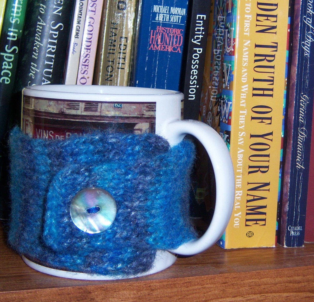 All knitting projects, big or small, must be finished with a cast off method.