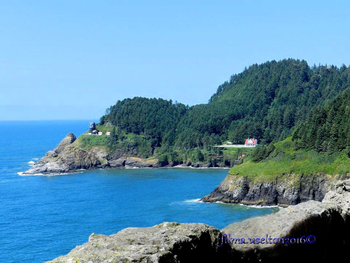 A scenic spot along the Pacific Coastal Hwy