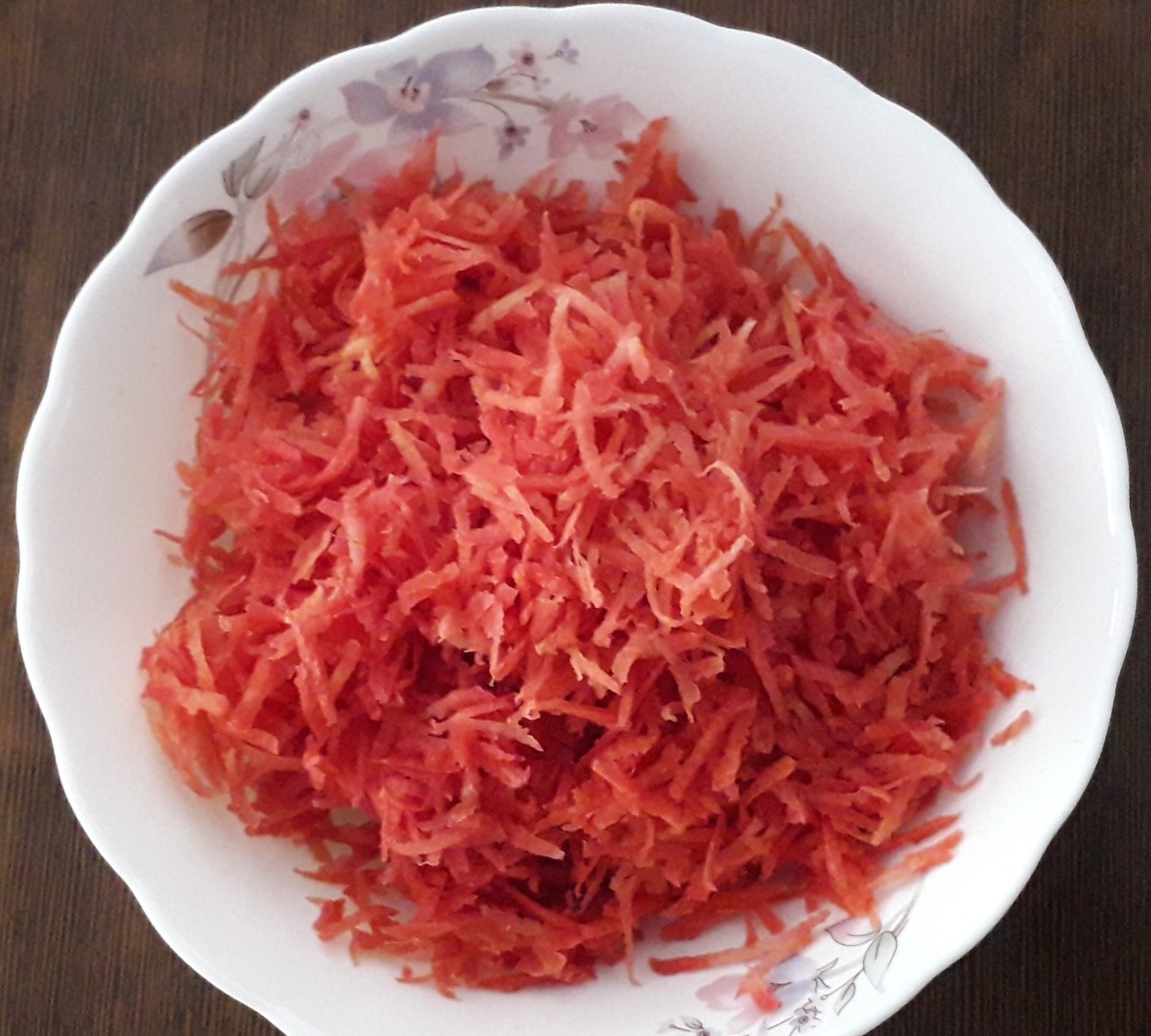 Grated carrots 