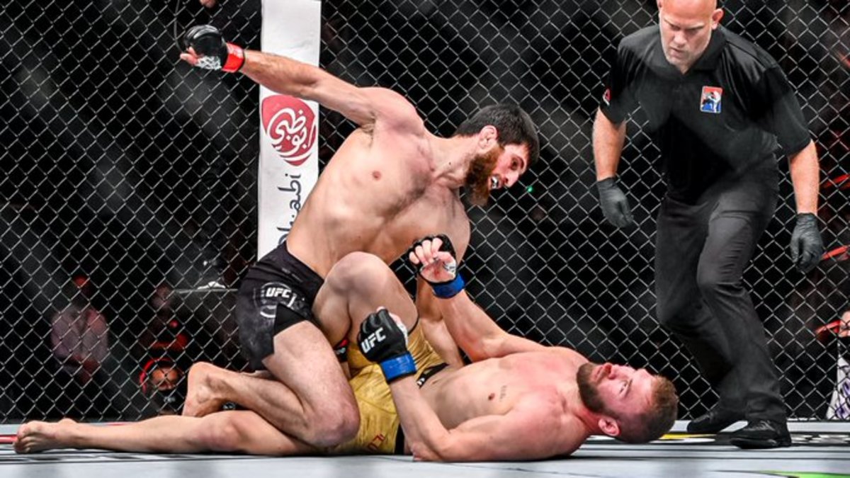 What happened at UFC 254?