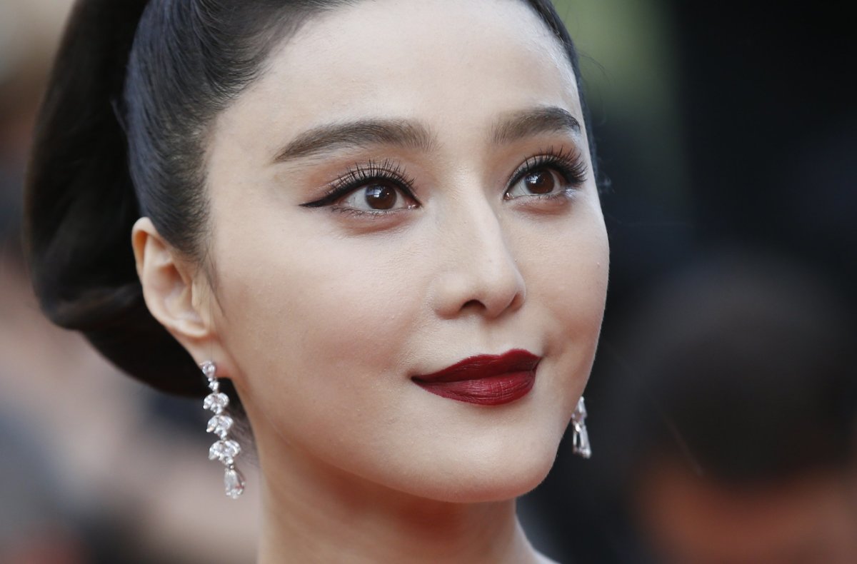 7 Hottest, Most Sexy, Ultra Pretty Chinese Actresses / Singers
