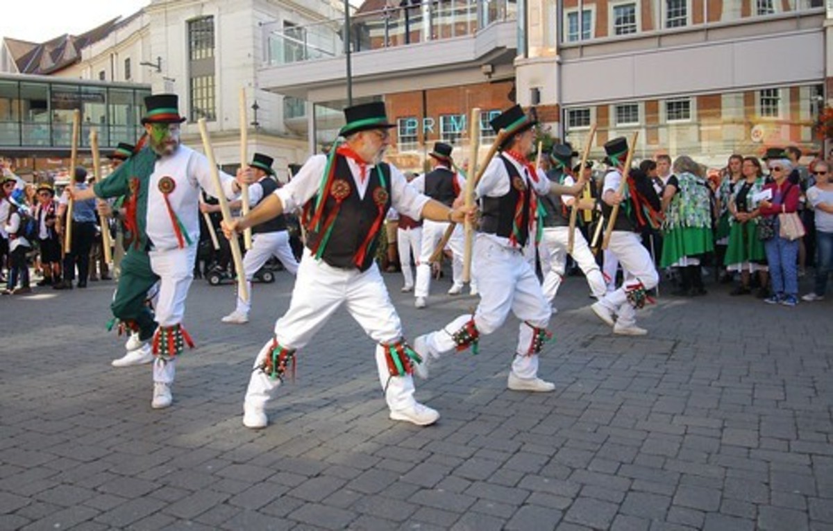 the-essential-guide-to-morris-dancing