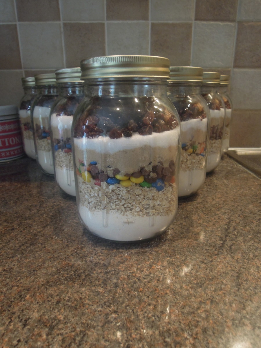 The cookie mix layered in the jars