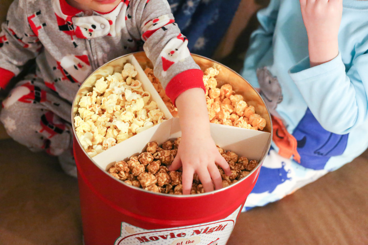 christmas-popcorn-recipes-caramel-flavored-popcorn-gourmet-gift-tin-ideas