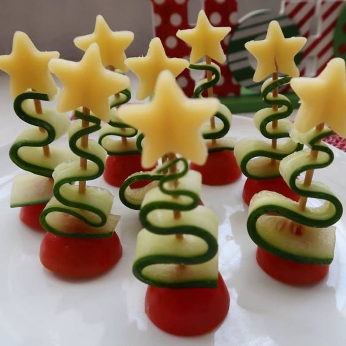 50 Easy Make Ahead Christmas Appetizers And Finger Foods Delishably