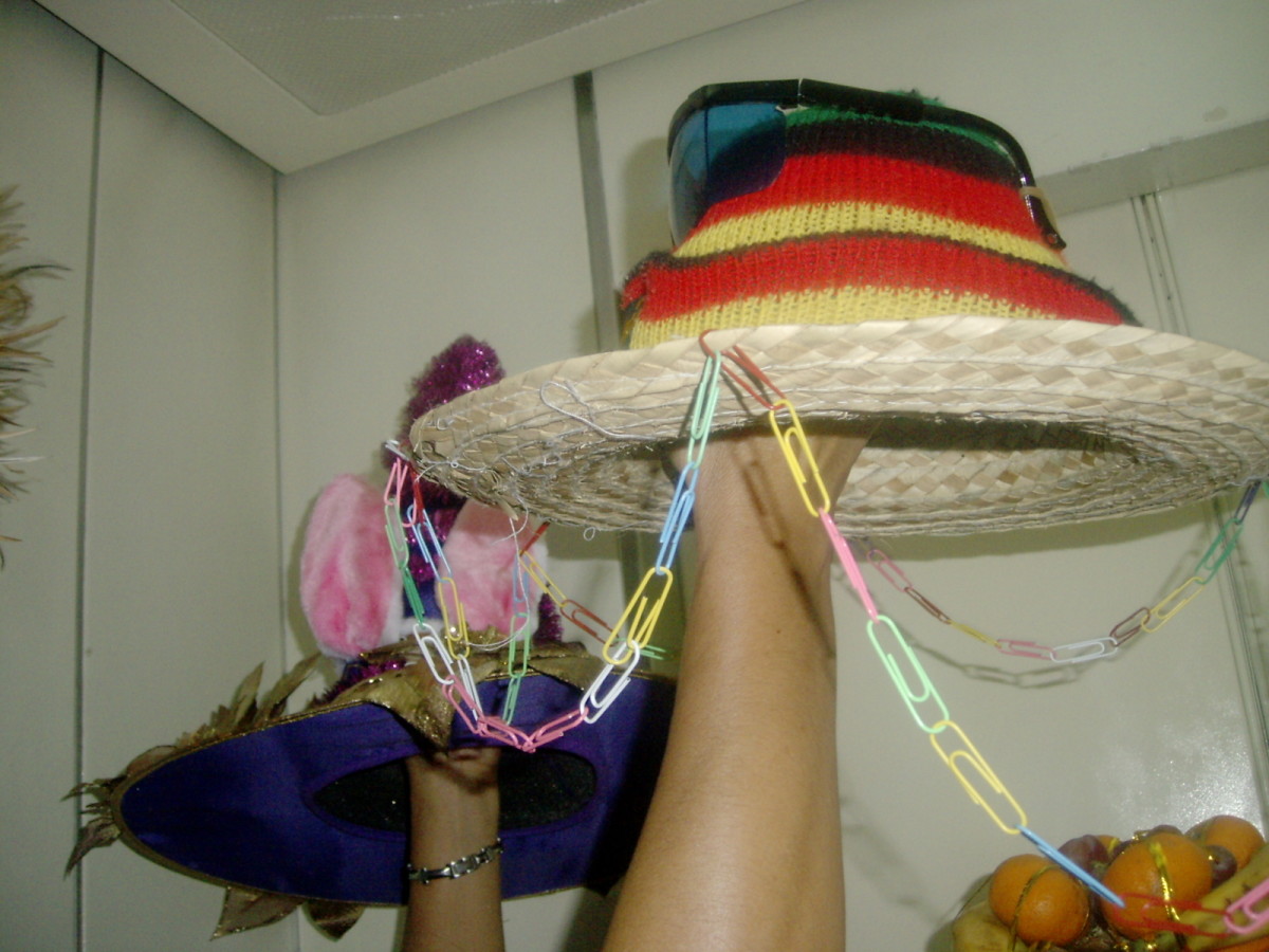crazy-hats-see-to-many-of-them-in-a-christmas-party