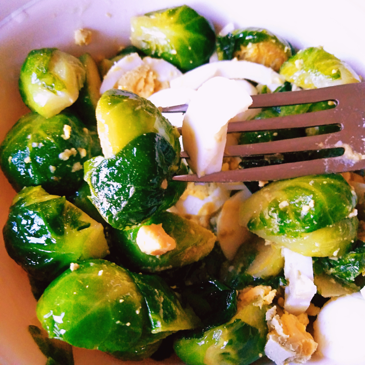 Sautéed Brussels Sprouts With Eggs