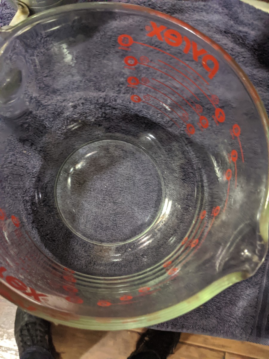 Non-metal bowl, glass measuring cup
