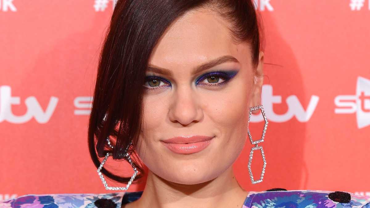 jessie-j-diagnosed-with-menires-syndrome-what-is-it