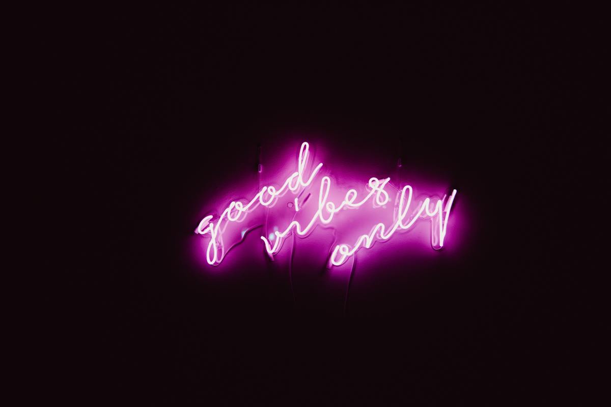 Such good vibes coming from this neon sign!