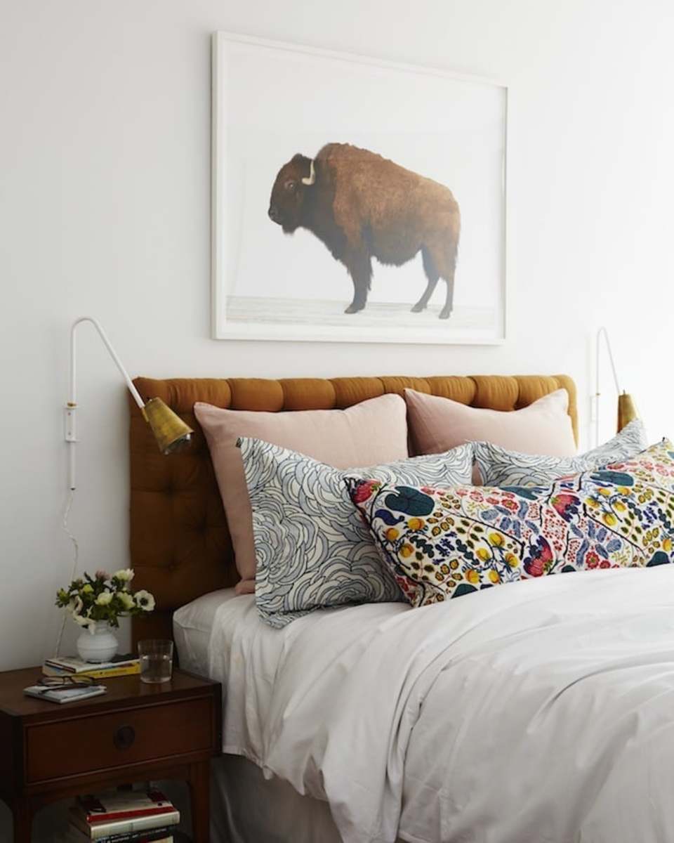 Make the colors pop. Pick something odd for your walls: like a buffalo. 