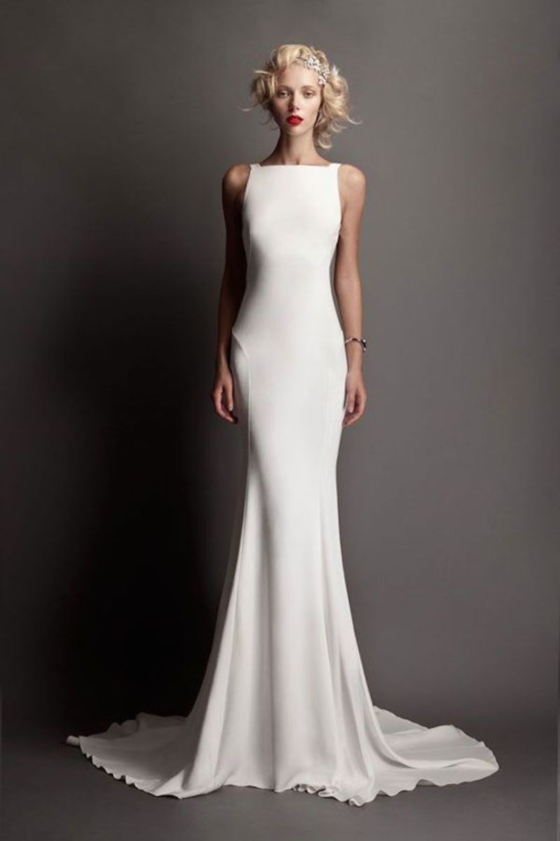 Best Wedding Dresses for Tall Brides  Zola Expert Wedding Advice