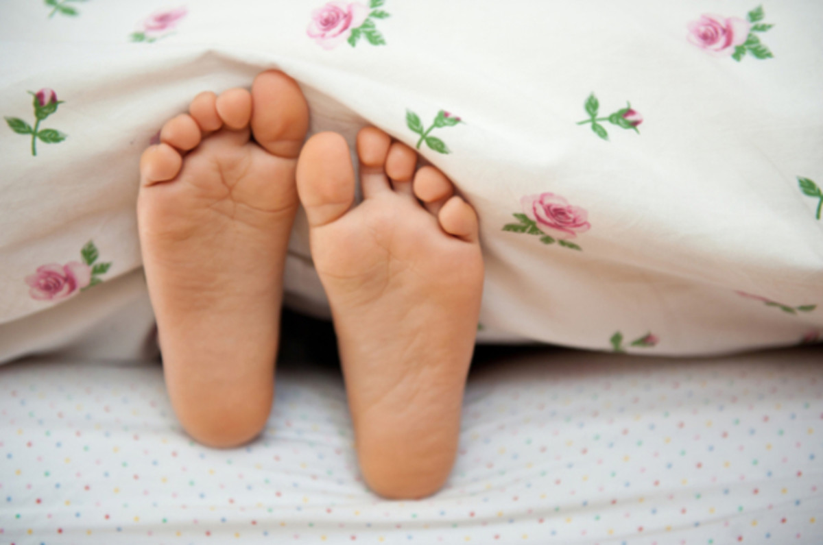 why-you-should-sleep-in-socks