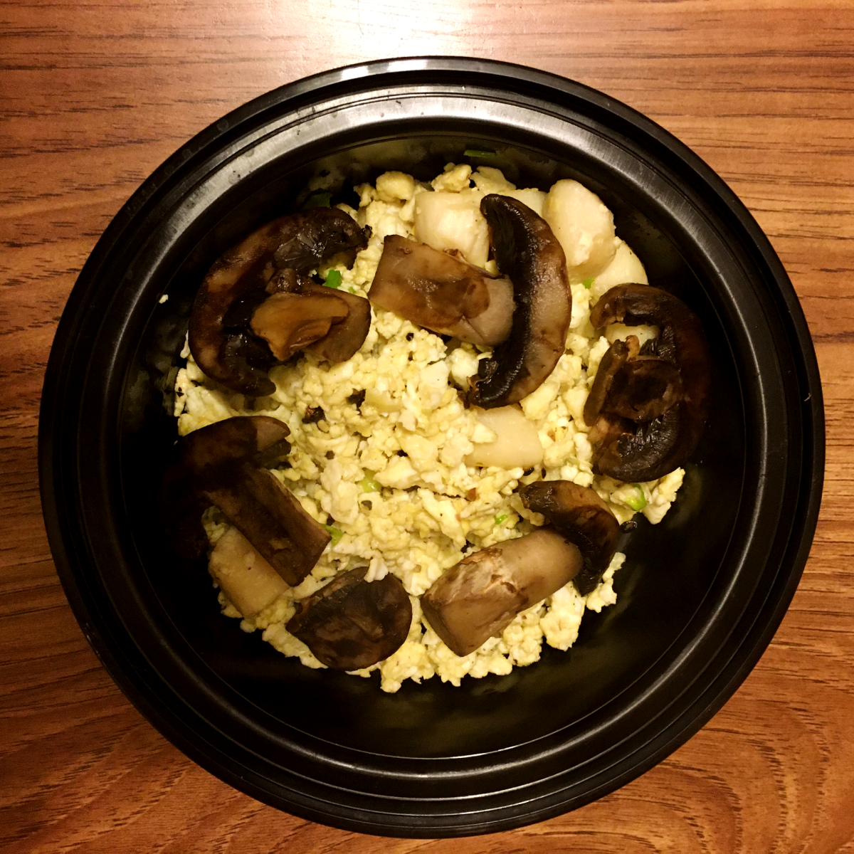 Eggs, Mushrooms and Scallops meal