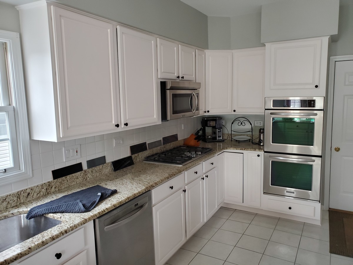 Tips for Repainting Kitchen Cabinets