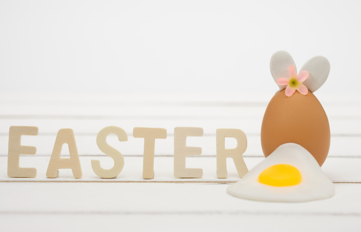 Good Clues for a Socially Distant Easter-Egg Scavenger Hunt