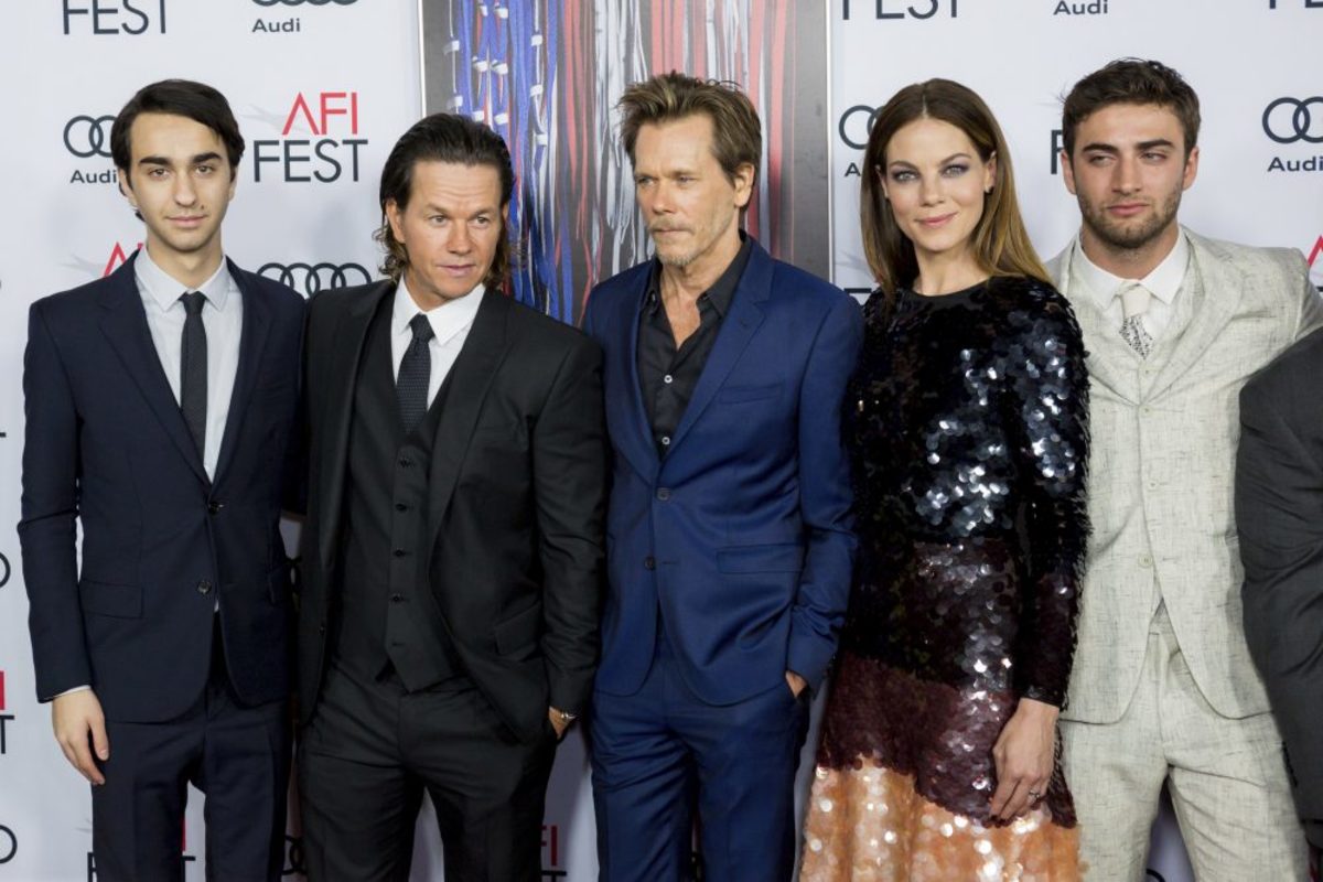 Left to Right: Alex Wolff, Mark Wahlberg, Kevin Bacon, Michelle Monaghan, and Themo Melikidze at the AFI Fest premiere of Patriots Day (2016) 