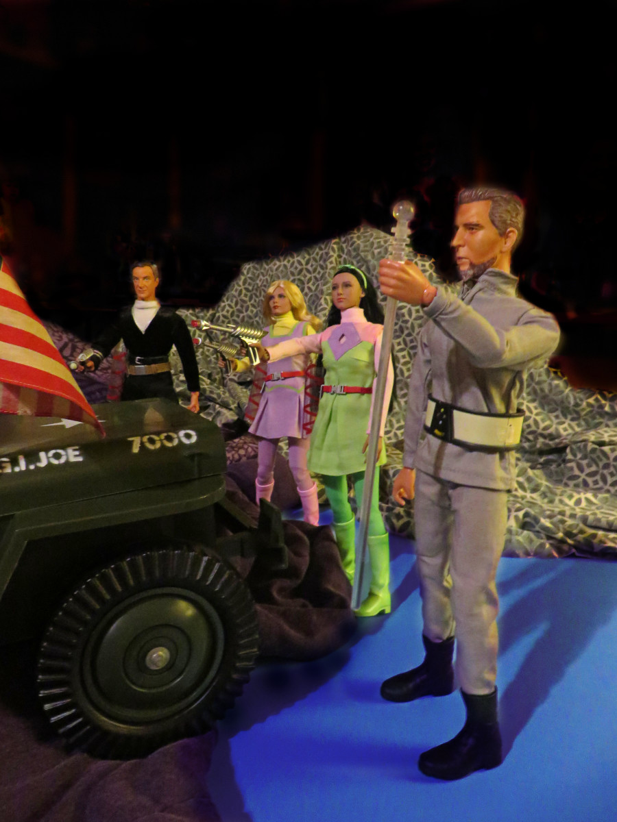 Just as I suspected, the Keeper, had Judy, Penny and Doctor Smith under his control. He must want to add these GI Joes to his collection on his massive spaceship zoo.