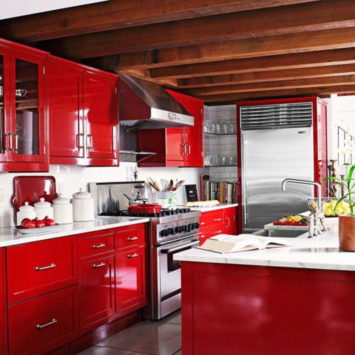 The Chinese Zodiac Horse kitchen should be SPACIOUS. The room needs to come alive, so use warm tones. Red, orange, yellow are all perfect. Throw in some patterns of triangles and stripes. You also want the latest tech.