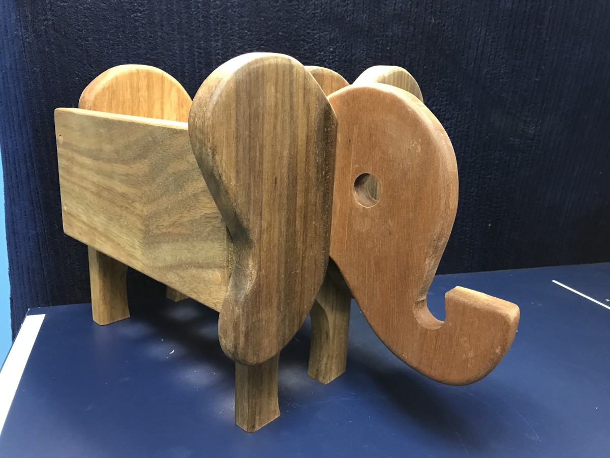 The little elephant planter is ready for plants