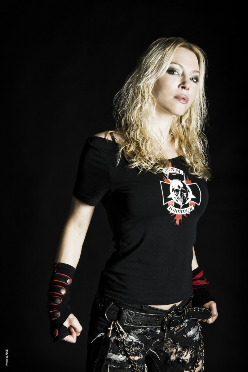 Tribute to Angela Gossow the Former Arch Enemy Vocalist - HubPages