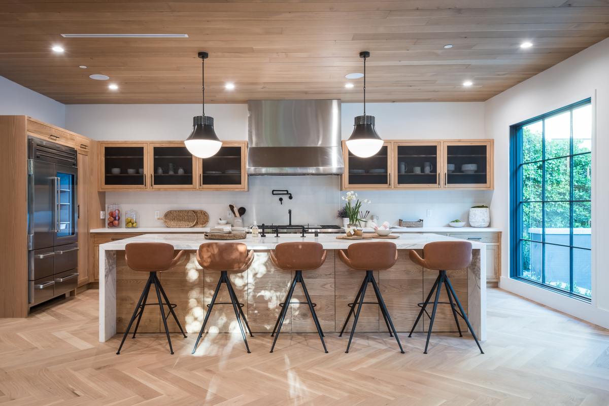 8-ways-to-transform-your-kitchen-with-trending-kitchen-island-designs