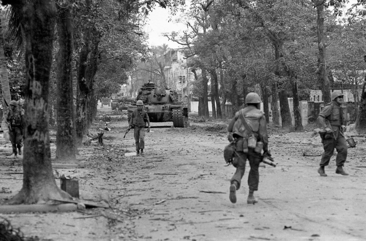 Hue 1968 The Devil's Playground : Turning Point of the Vietnam War ...