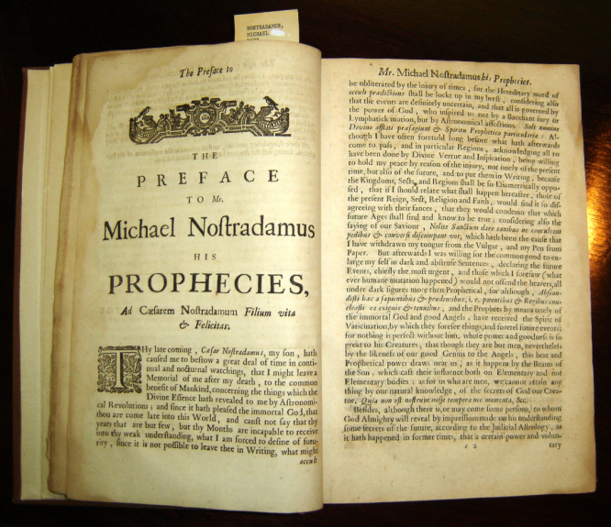 Les Propheties by  Nostradamus