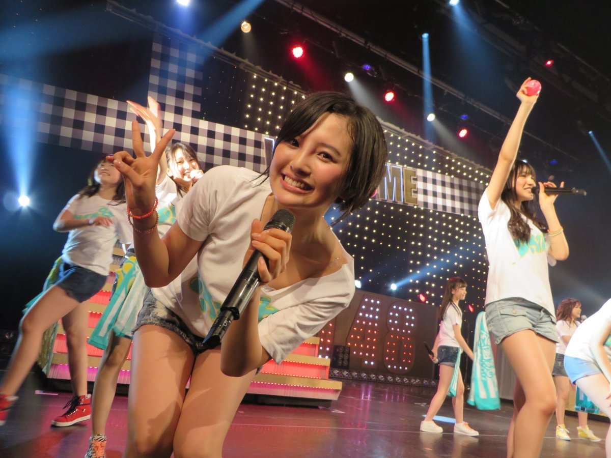 akb48-a-beautiful-photo-gallery-of-this-musical-group-from-akihabara