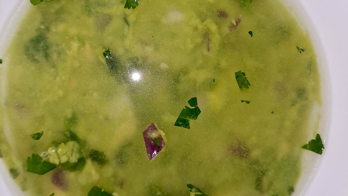 It might be hard to pour water on your perfect guacamole, but trust me. It works.