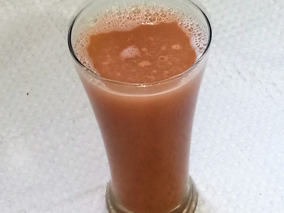 Bottle gourd and tomato juice