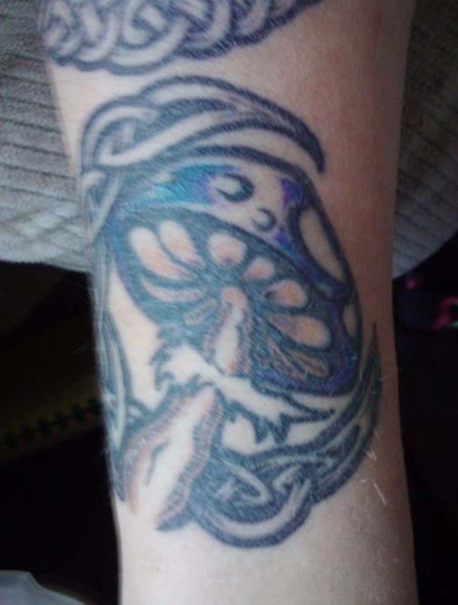 tattoo-symbolism-snakes-mushrooms-moons