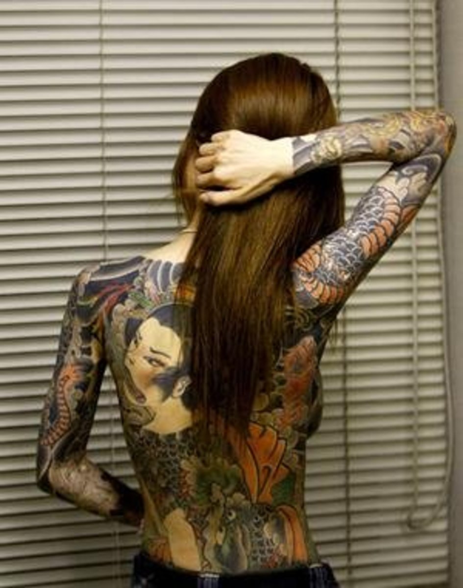 A female back piece, cause women can get them too