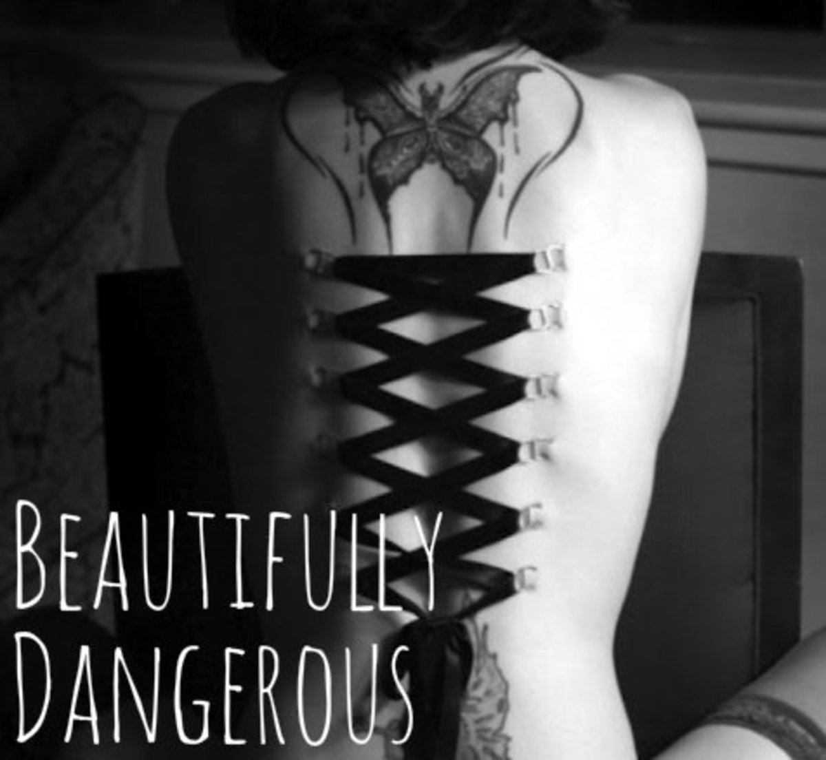 beautifully-dangerous-extreme-piercings