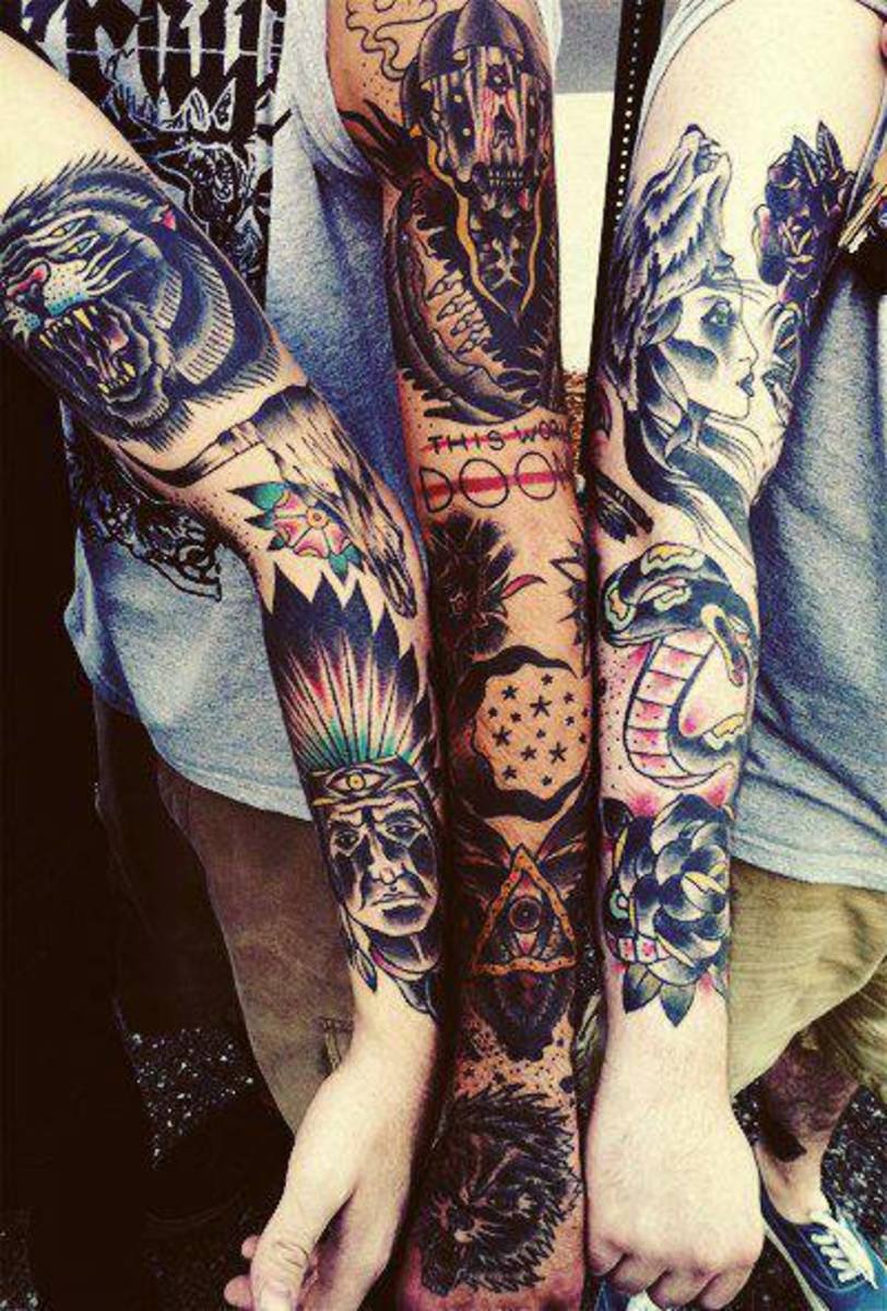 Traditional sleeves. (Photo from Tumblr.)