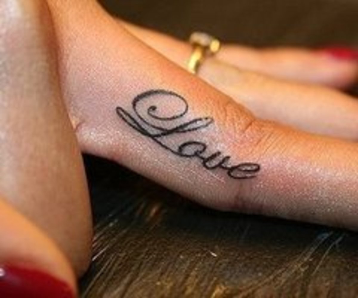 hand-tattoo-designs-and-meanings