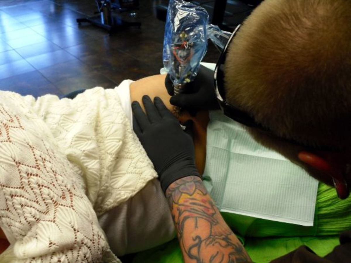 5 Safety Questions to Ask Your Artist Before Getting a Tattoo - TatRing