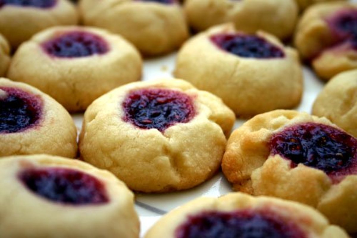 Raspberry thumbprint butter cookies