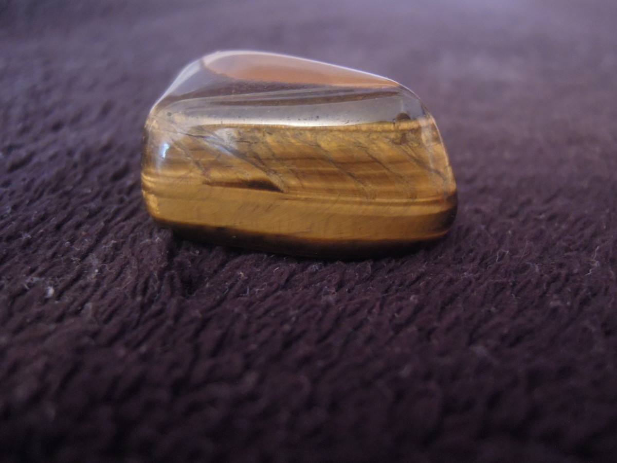 Tiger's eye is connected to the energy of the sun. 