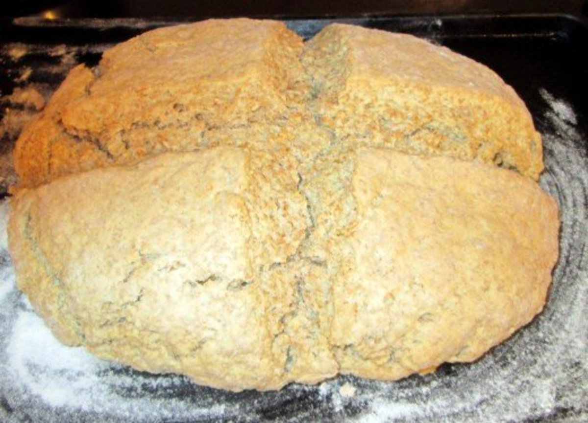 Recipe for Moist Irish Soda Bread: White, Brown and With Sultanas